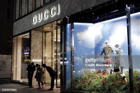 employee store gucci kering|gucci 360 view.